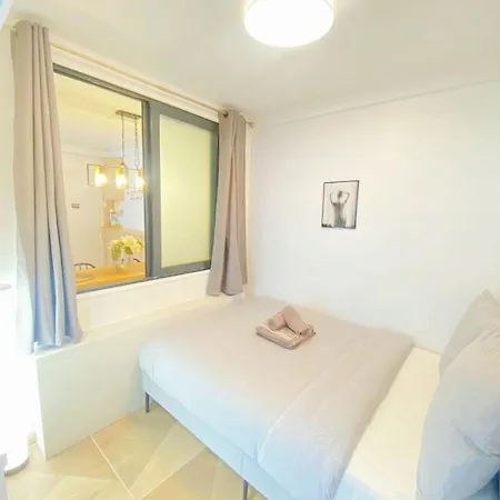 3 Bedroom With Ac- Opera Garnier -galeries Lafayette Париж
