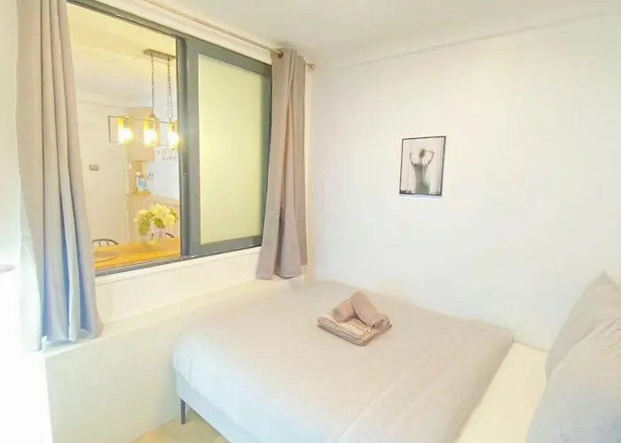 3 Bedroom With Ac- Opera Garnier -galeries Lafayette Paris